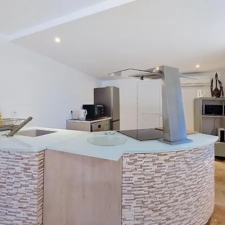 Apartment Bas De Anemones By Interhome *